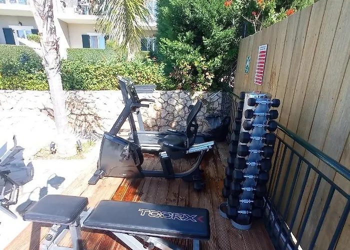 Antonia Hotel Vlachata